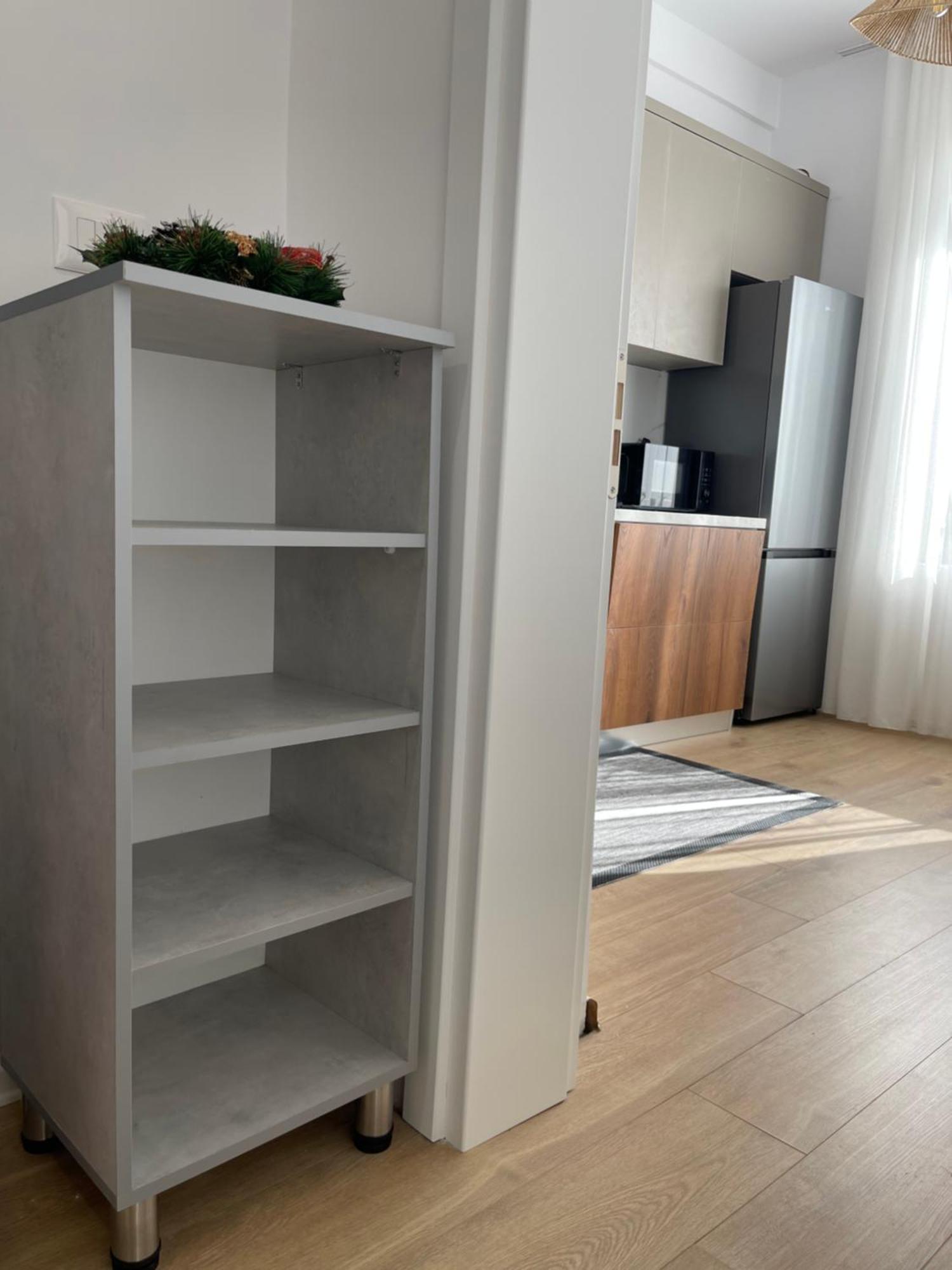 Sunny City Center Apartment Lezhe Exterior photo